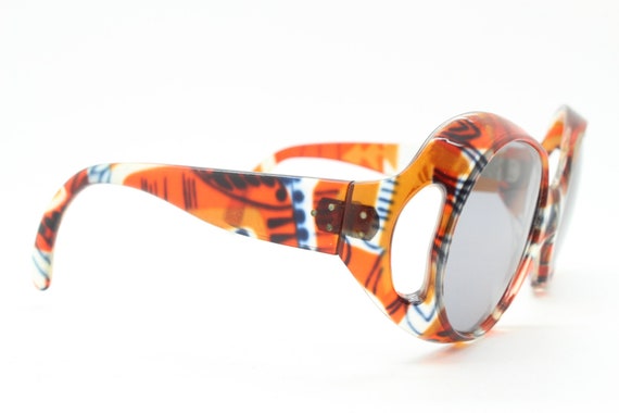 60s Vintage Big Round Sunglasses. Astonishing Era Defining  display picture 2