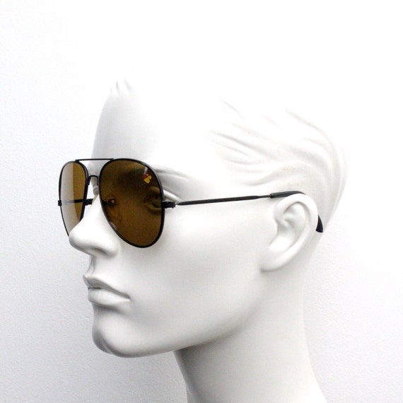 Vintage 70s aviator sunglasses. Black metal frame… - image 2
