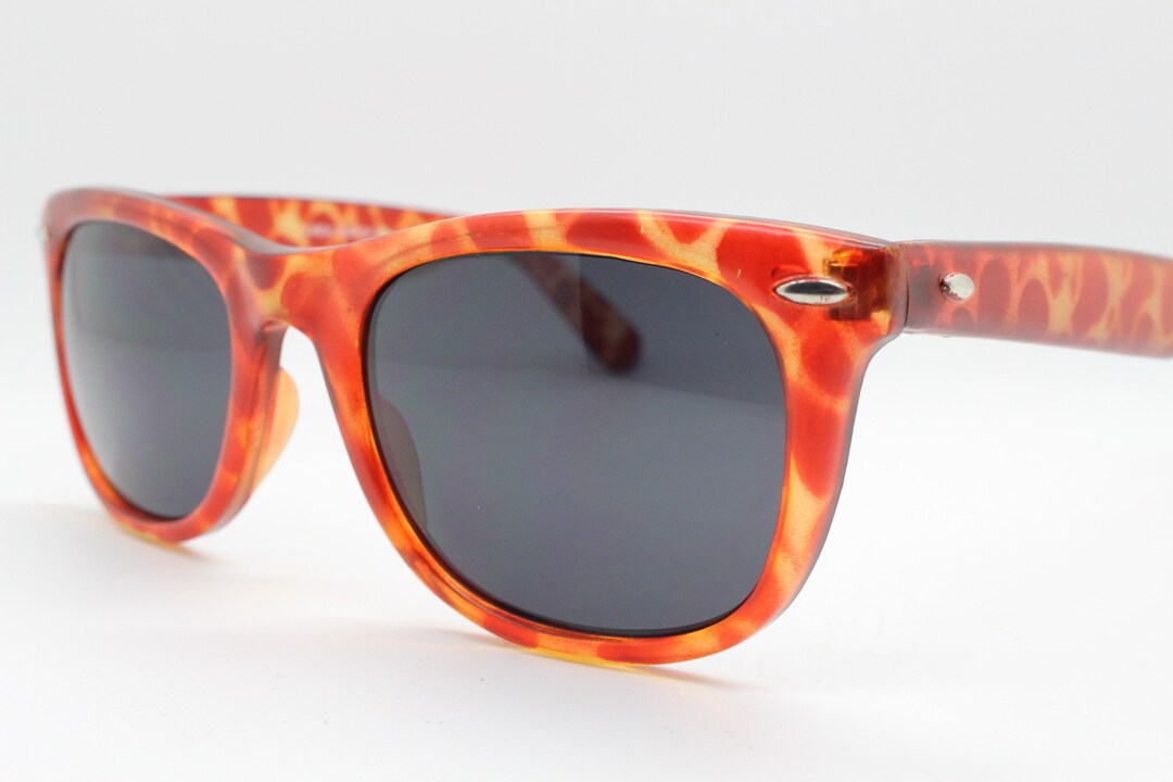 Linda Farrow Vintage サングラス Linda Farrow 70s Vintage Wayfarer Sunglasses Model 84