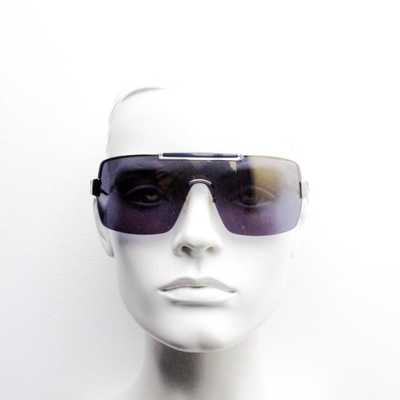 Ralph Lauren Y2k vintage sunglasses. Dramatic dar… - image 2