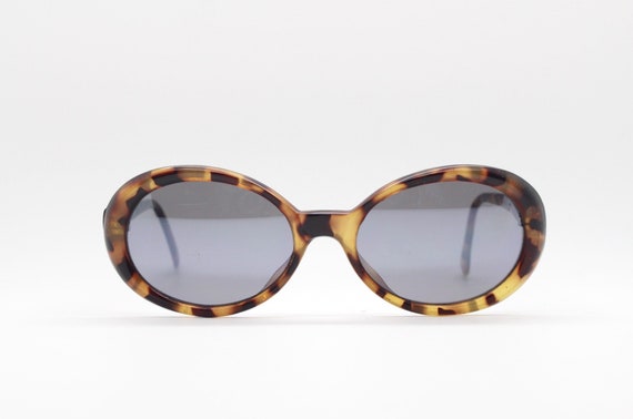 90s Vintage Oval Sunglasses. Vibrant Honey Tortoise Frame  display picture 3