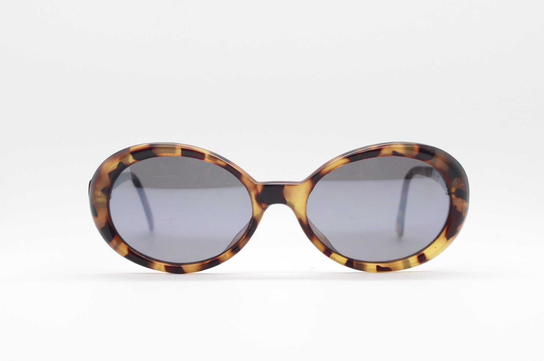 Vintage Oversize Sunglasses NOS Round Grey Lens Yellow Tortoise Frame 90s-00s MPKS20016FRONT_38c162cd-9259-  main image 3