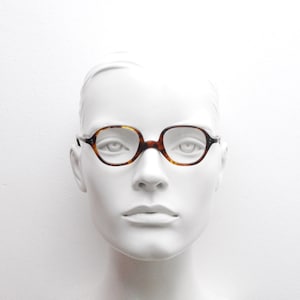 Vintage 40s slim abstract acetate glasses. Hand made tortoise saddle bridge frames. Prescription eyeglasses. 30s. RX antique spectacles