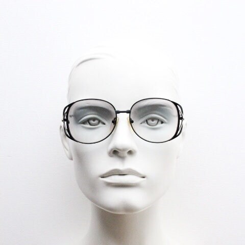 Yves Saint Laurent 80s Vintage Oversized Sunglasses Made in Yves Saint Laurent 80s Vintage Oversized Sunglasses Made in