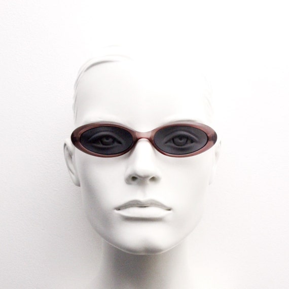 90s vintage oval cat eye sunglasses. Slim dark br… - image 8