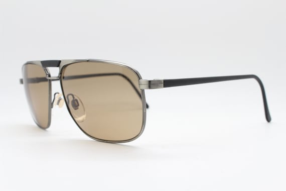 90s vintage small square aviator sunglasses. Matt… - image 4