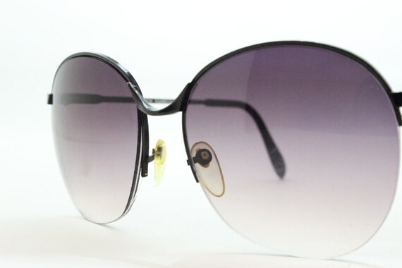 Linda Farrow Vintage 70s Sunglasses. Big Black Round Half  display picture 1