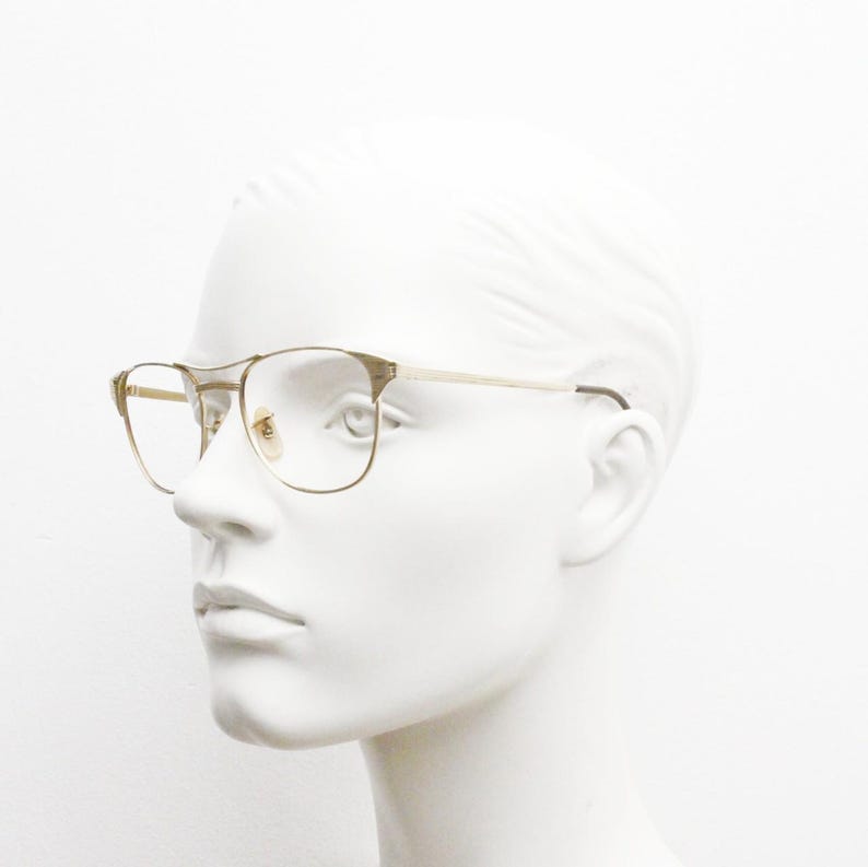 Gafas Ray Ban vintage modelo Signet de Bausch & Lomb. Formato original de un icono de Ray Ban en cromo dorado. Monturas graduadas. imagen 9