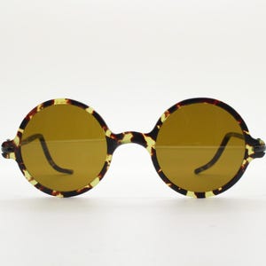 30s vintage round antique sunglasses. Authentic tortoise frame with flat brown real glass lenses. 20s. Excellent condition NOS. Large size