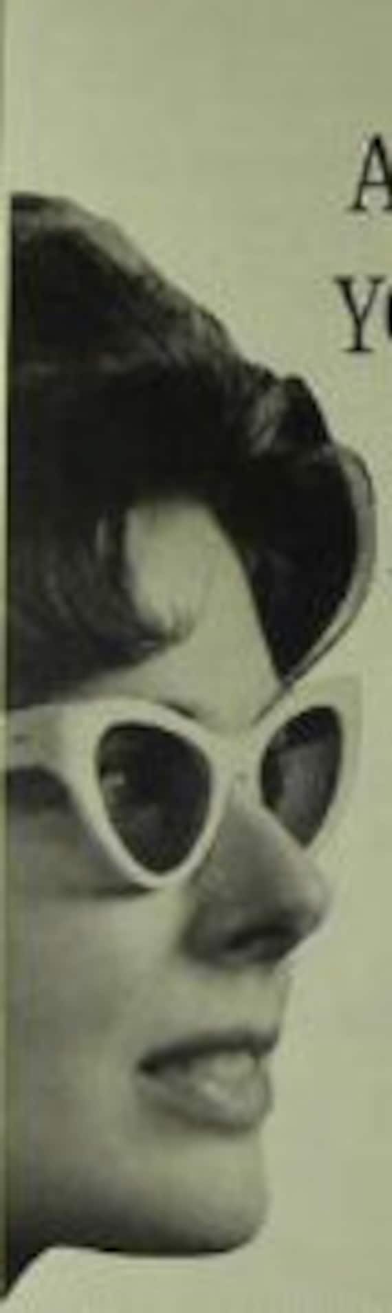 Vintage 50s Cat Eye Sunglasses Made in Italy. Lethal White  display picture 1
