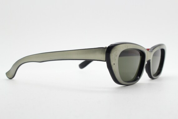 Samco 60s vintage oval cat eye sunglasses. Womens… - image 8