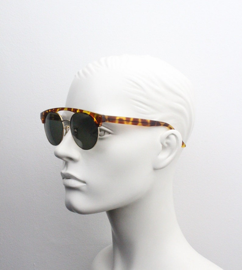 Dynamic honey tortoise brow line double bridge half frame Luxe Gallery Projects Linda Farrow 80s vintage sunglasses model 218
