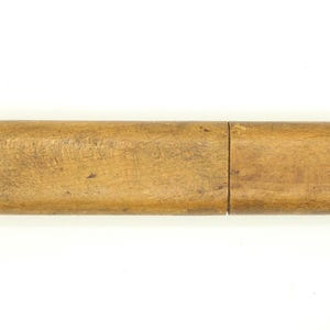 Étui rigide en bois sculpté vintage victorien pour lunettes à monture longue. Authentique antiquité unie avec surface lisse non vernie