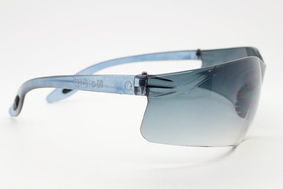 Y2K Vintage Visor Sunglasses. Dynamic Grey Wraparound Mono -  Israel