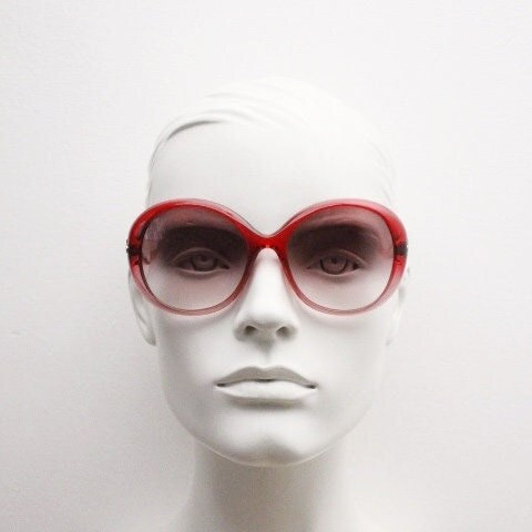 Dolce and Gabbana Oversized Round Sunglasses Model 8085 Made  display picture 2