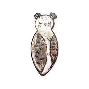 Feminine Owl Brooch, Sleepy Bird Owl PIn