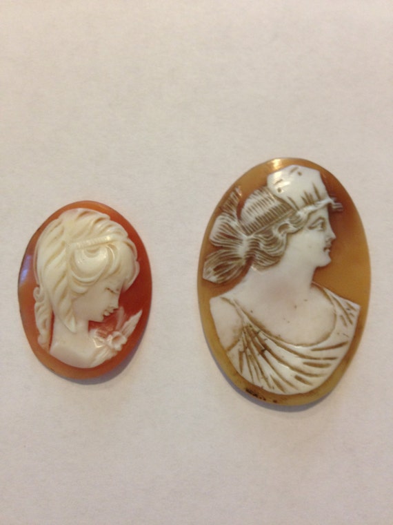 2 Antique carved shell, unmounted cameos