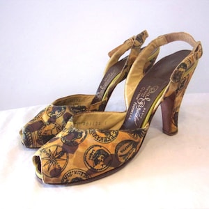 Fabulous 1940s/ 1950s Roman coin novelty print open toe slingback heels US 6 / UK 4