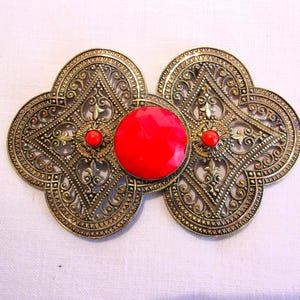 Magnificent 1930s filigree metal Art Deco 2 sided belt buckle w/red cabochons Large size