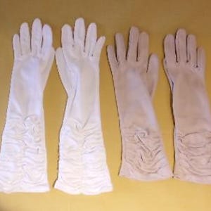 Lot de 2 paires de gants vintage mi-longs à fronces, beige/blanc