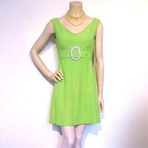 Minivestido go-go verde fluorescente de los años 60, busto: 84 cm