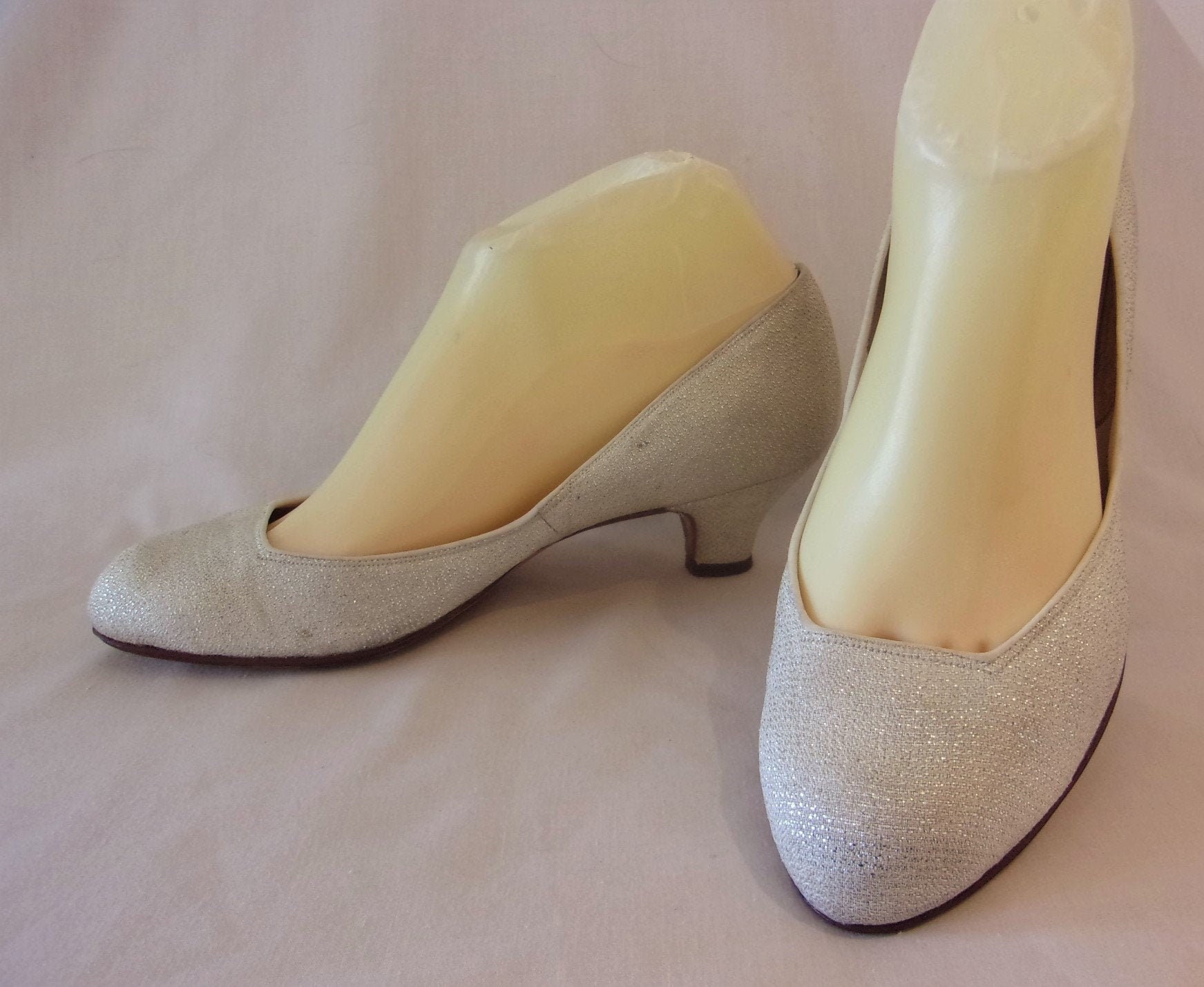 Fantastic 1950s White Lurex Cocktail 