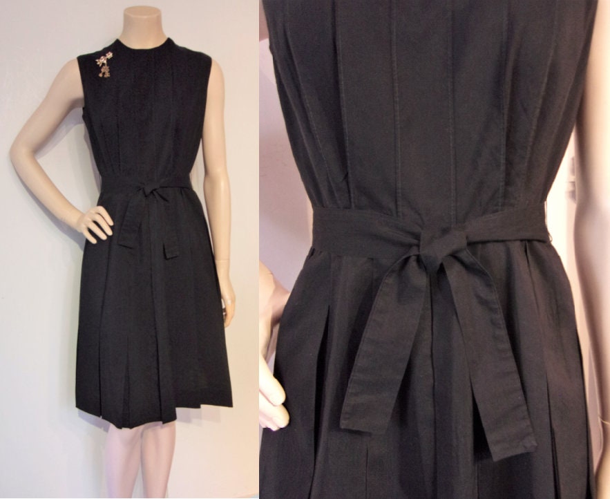 Image of Darling Early S lbd Day Dress W/Pleated Skirt, Button Back Bodice Waist " W/Belt