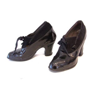Darling 1930s 1940s black rubber heeled overshoes  UK 3 1/2 / US 5 1/2  hollow heel