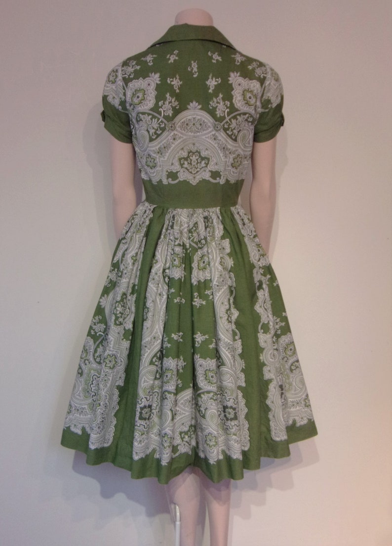 Fantastic 1950s novelty bandanna print day dress waist 26 great colourway