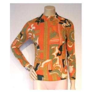 Great 1960s psychaedelic patterned soft ribbed wool knit pullover bust 32"-34"