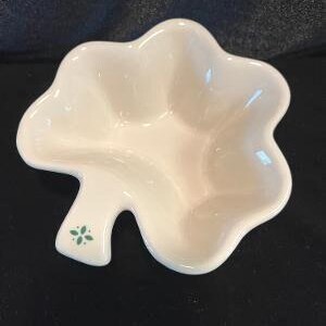 Vintage Longaberger Shamrock Pottery Dish, Woven Traditions Heritage Green
