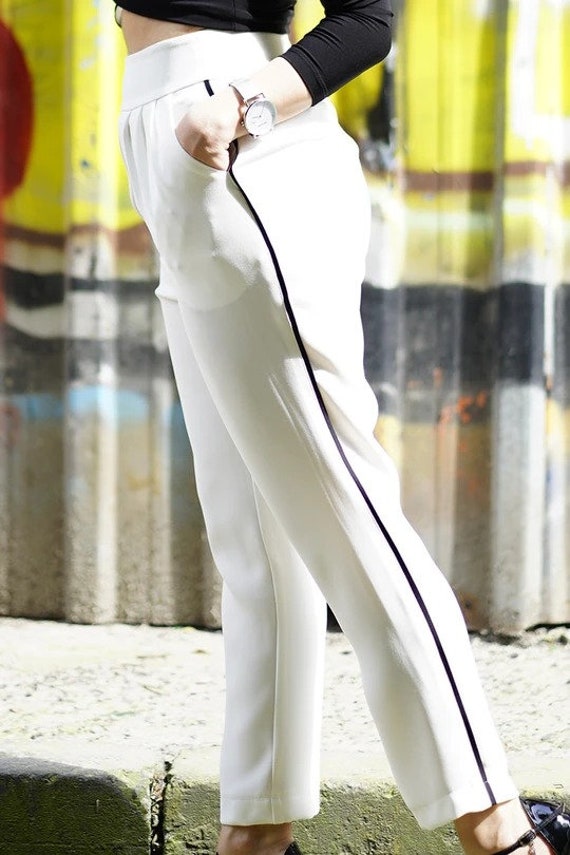 No.1 Signature Pant | White I Black Signature Pant | Women's