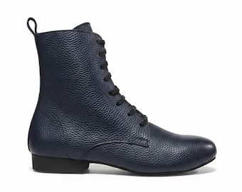 MASCULINE Tango Boots I Androgen Navy Pebble