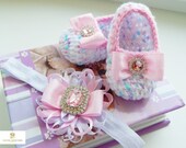 Set. Ballet Slippers and Rose Headband. Newborn baby booties. Headband. Gift wrapping