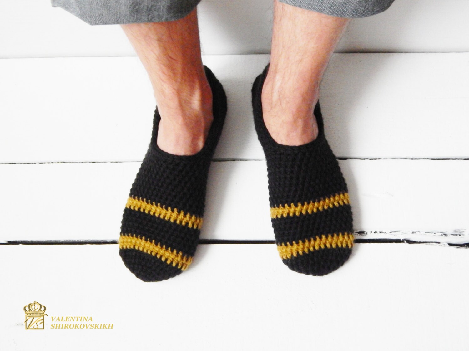 trending slippers for guys
