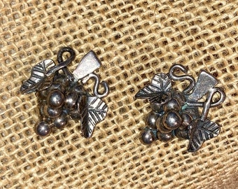 Grapevine sterling silver vintage earrings