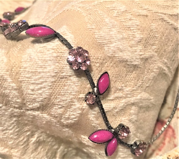 Vintage Pink and Silver Floral Necklace - image 9
