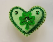 Felt Shamrock Brooch, St Patricks Day Felt Brooch, Holiday Pin, Shamrock Pin, Shamrock Brooch, Felt Shamrock, Holiday Brooch, Irish Brooch
