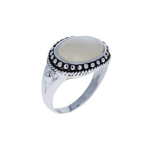 Sterling Silver, French Bead and Pearl Ring, Mother of Pearl Jewelry, Pearl Ring, Silver Rings, Mother of Pearl Ring, French Bead, R500575PL