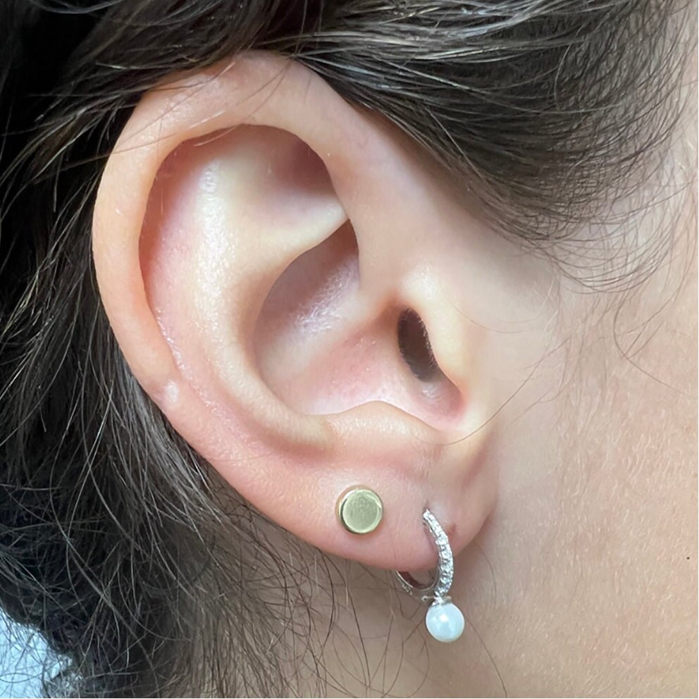 Sterling Silver Earrings, Pave CZ and Pearl Hoop, Cubic Zirconia, 12mm Huggie Hoop Earring, 4mm Pearls, Pearl Earring, CZ Hoops, E030283 - Etsy Sterling Silver Earrings, Pave CZ and Pearl Hoop, Cubic Zirconia, 12mm Huggie Hoop Earring, 4mm Pearls, Pearl Earring, CZ Hoops, E030283 - Etsy