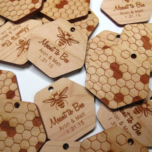 1,5 x 1,5 Honig Tags - Benutzerdefinierte Hochzeitsmarken - Holzhochzeitsanhänger