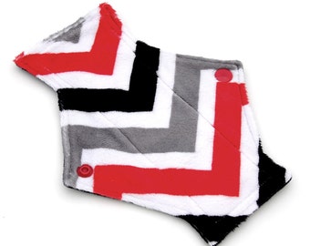 7.5" Pantyliner Zigzag Red Black and Grey Minky backed in Premium WindPro Fleece, Cloth Pad, Menstrual Pad, Mama Cloth, Reusable Pad