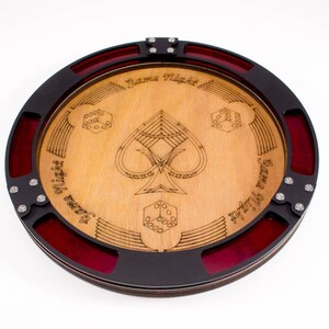 Game Night Würfeltablett für Familie und Freunde, Laser Graviertes Holz, Rot, Schwarz Acryl von C4labs