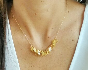 Gold Tiny Leaves Necklace, Delicate Necklace for Women, Gold Leaf Necklace, Every Occasion Jewelry, Gift for Her, Wedding Jewelry,