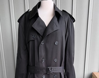 Vintage Men's Black Trench Coat / Oleg Cassini Weather Ready / Zip in Liner / Black Overcoat / Size 44R