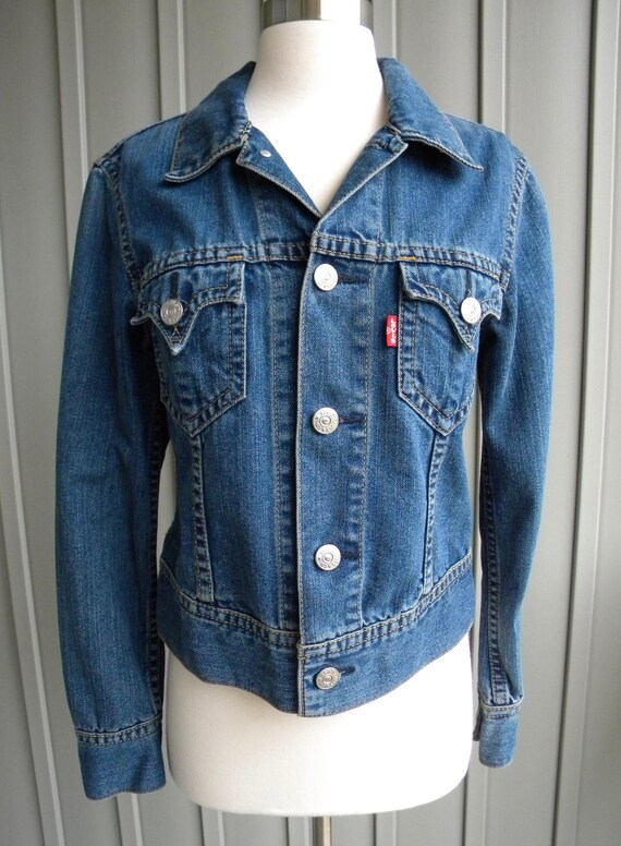 Vintage Women's Levi's Denim Jacket / Levis Iconic - Etsy