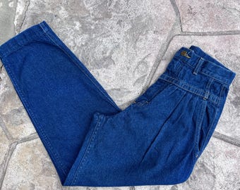 Size 26 Vintage High Waist Denim Jeans / by Lee Jeans / Made in USA / Western Jeans / Cowgirl / 26 inch Waist
