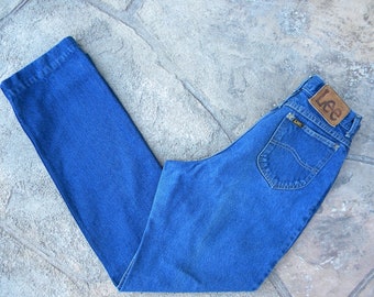 Size 30 Vintage High Waist Denim Jeans / by Lee Jeans / Made in USA / Medium Wash Denim Jeans / Mom Jeans / 30 inch Waist