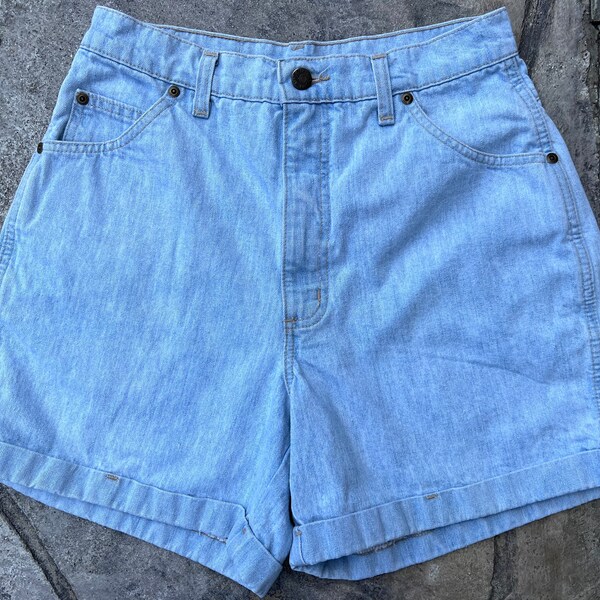 Size 28 Vintage 90's Denim High Waist Shorts / by Hunt Club / Light Wash / Cuffed / 100% Cotton / Vintage Jean Shorts / 28 in Waist