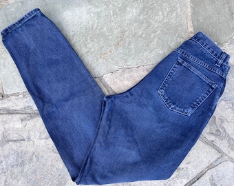 Size 28 Vintage High Waisted Navy Jeans / by Wrangler / Dark Navy Wash / Tapered Leg / Long Length / Size 28 in Waist